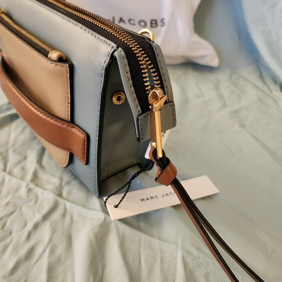 [Brand New] Rare Marc Jacobs  Leather crossbody Dolphin Blue - Picture 5 of 11
